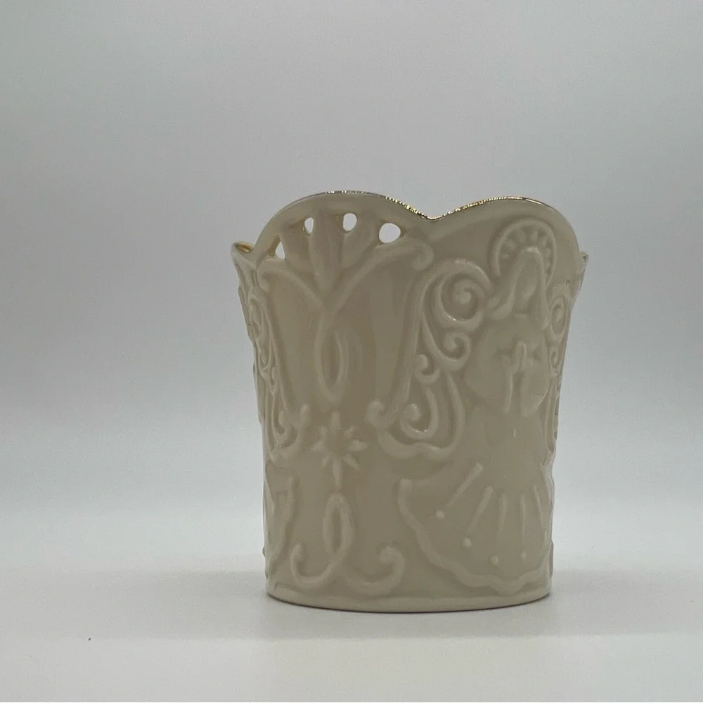 Lenox Angel Votive Candle Holder Ivory Gold Trim Christmas Decor NIB 3.5 - Picture 8 of 10